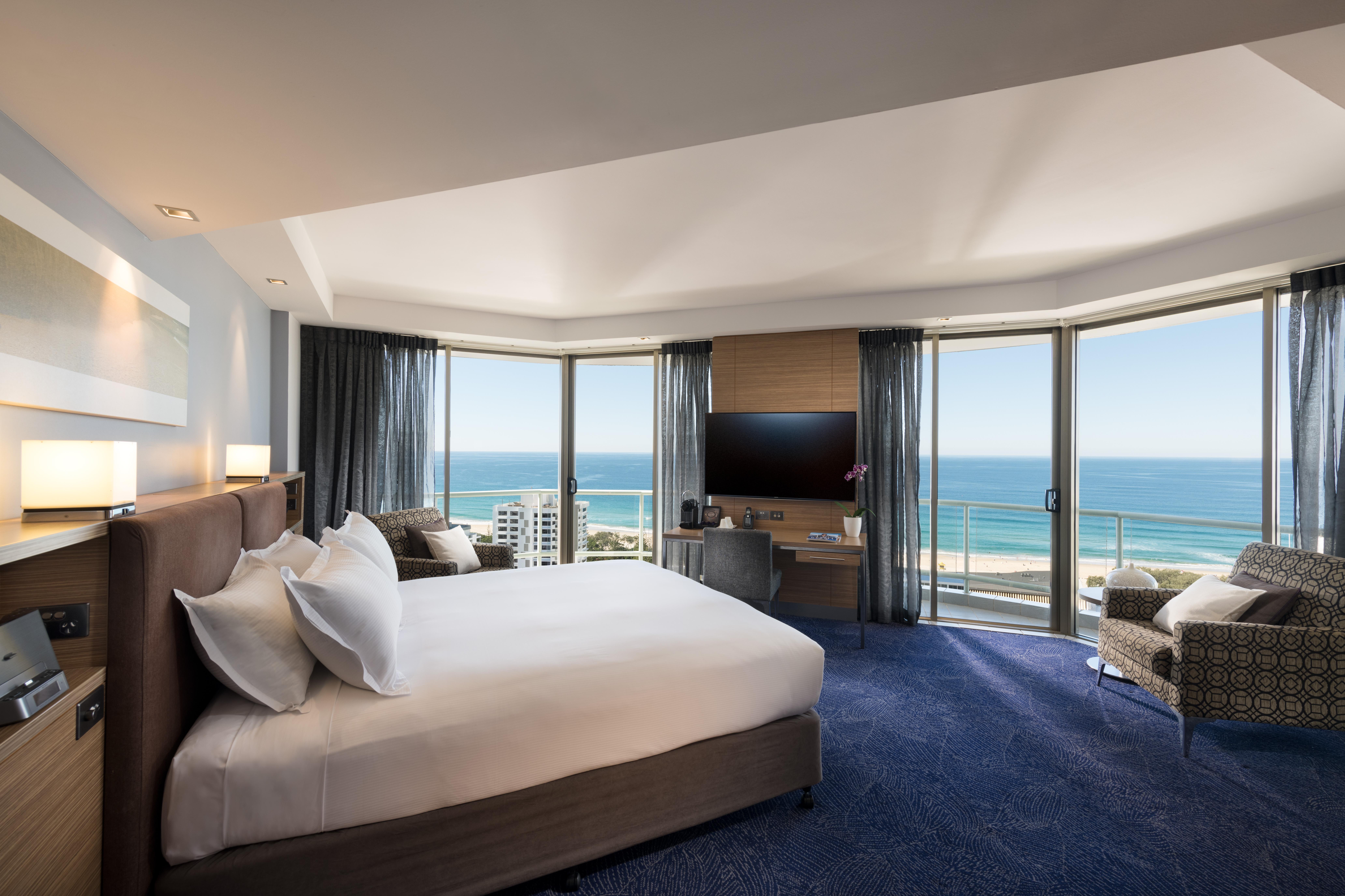 Sofitel Gold Coast Broadbeach Ngoại thất bức ảnh A bedroom at the W Hotel, Gold Coast