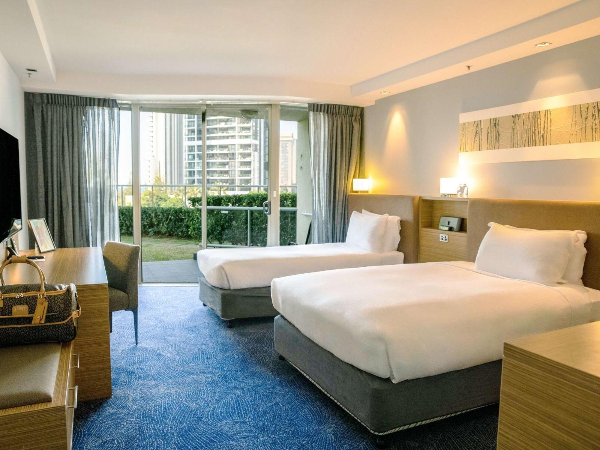 Sofitel Gold Coast Broadbeach Ngoại thất bức ảnh Deluxe Room